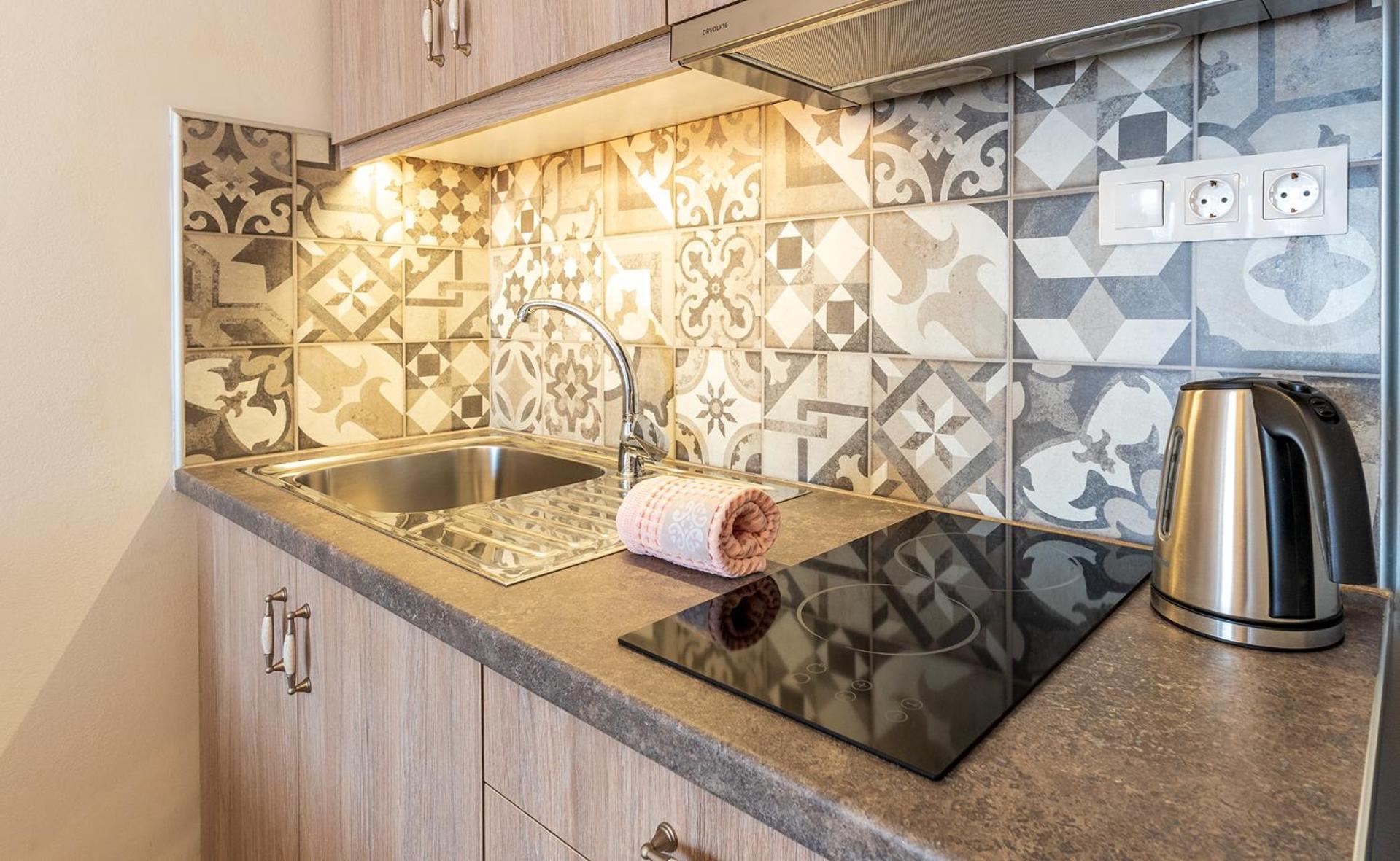 פליאוחורה Kaiti 'S Studios & Apartments מראה חיצוני תמונה